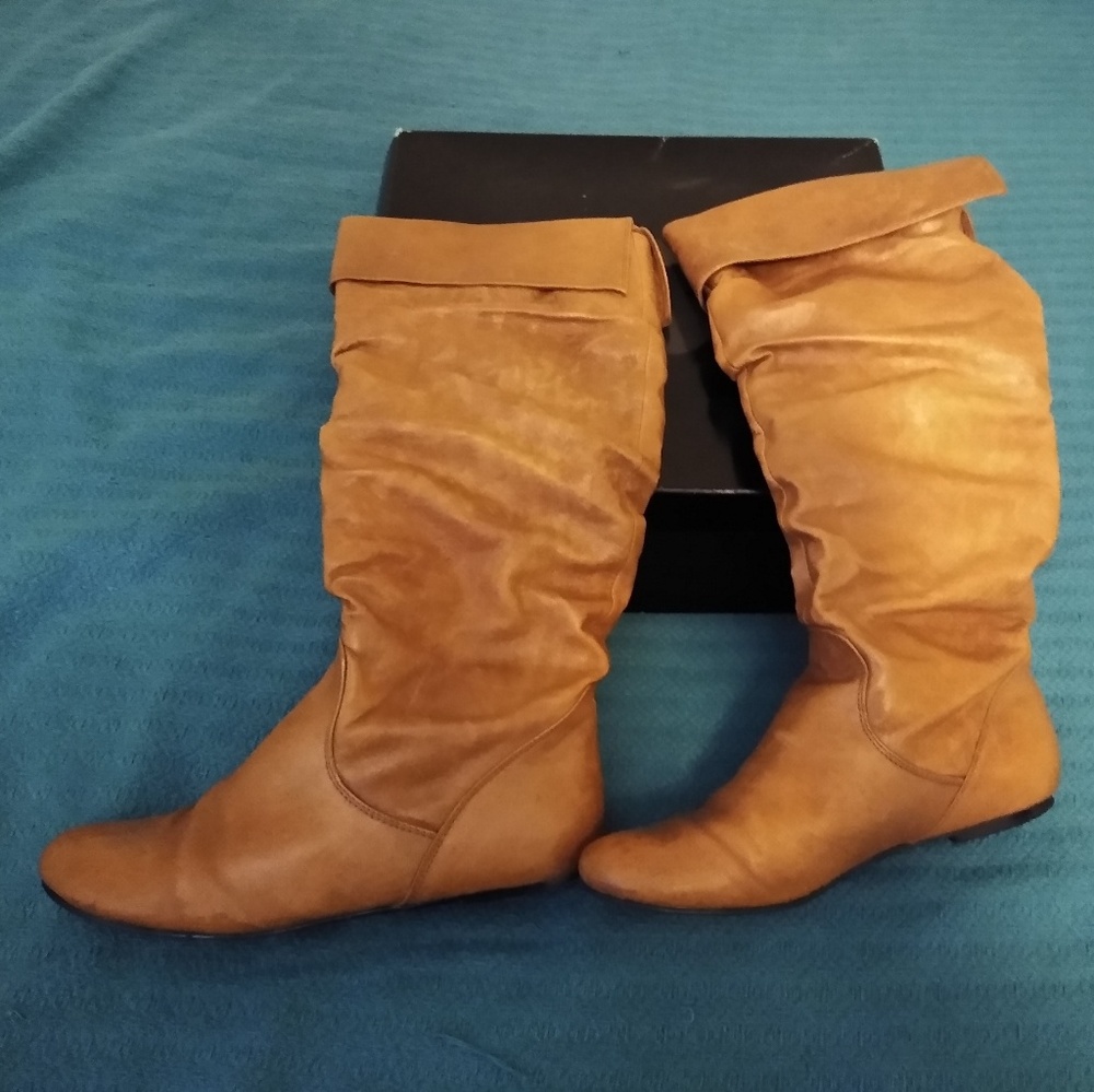 Steve Madden Cognac Flat Boots size 7.5